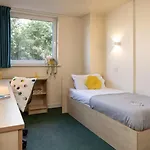 Burley Road In Apartamento *